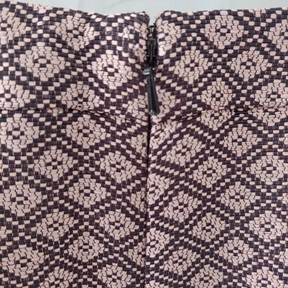 Halogen lined textured faux pocket zipper back pencil skirt/OP/soft rose & black - Picture 3 of 8